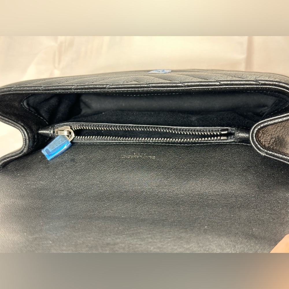 YSL College Medium Black in Quilted Leather Silver Hardware Used - Picture 12 of 16